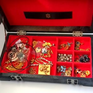 Grandma's Wooden Jewelry Box with jewelry included